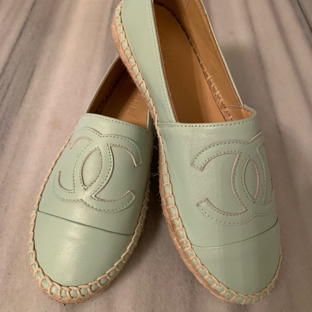 Chanel Mint Green Leather espadrilles Size 36